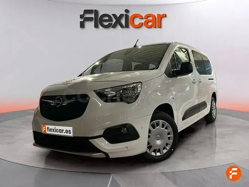 Usado Opel Combo Life Edition 102 CV (75 kW) 2022 Blanco Monovolumen