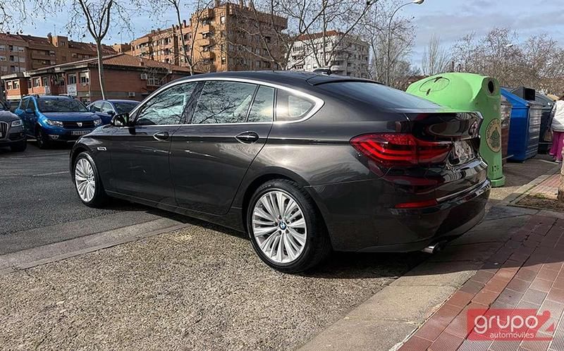 Usado BMW 520 Gran Turismo Luxury Line 184 CV (135 kW) 2016 Negro Berlina