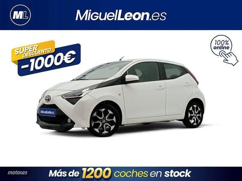 Blanco Usado 2022 Toyota Aygo X-play Utilitario | 11.985 € (Precio justo) - Imagen 1/3