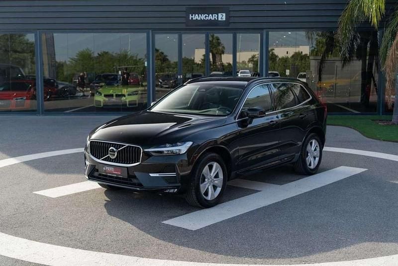 Usado Volvo XC60 Momentum 197 CV (144 kW) 2021 Negro SUV