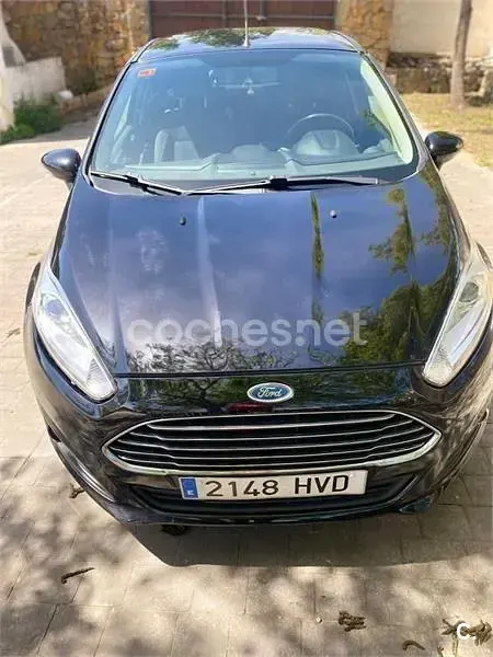Usado Ford Fiesta Titanium 95 CV (69 kW) 2013 Negro Berlina