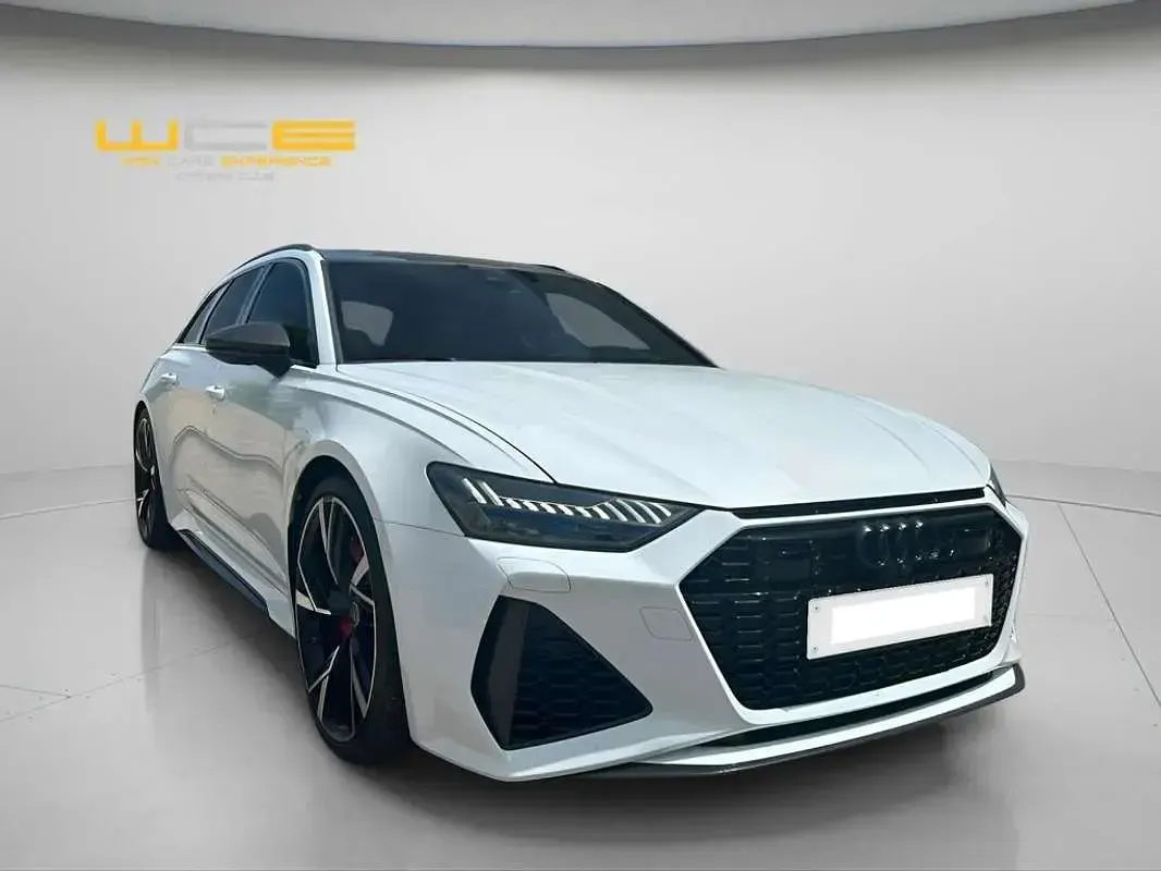 Usado Audi RS6 600 CV (441 kW) 2021 Blanco Familiar