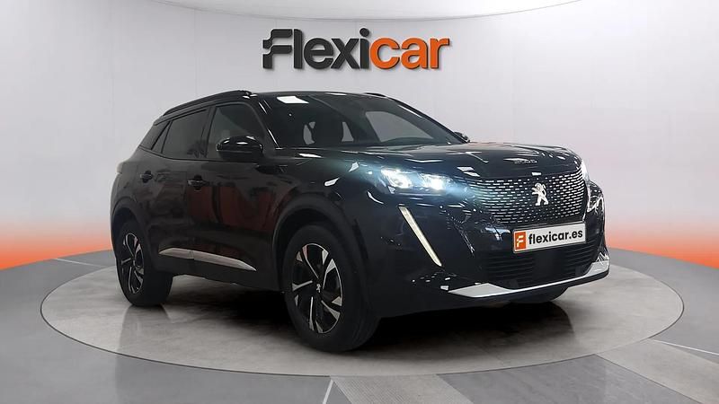 Usado Peugeot 2008 Allure 101 HP (74 kW) 2023 SUV