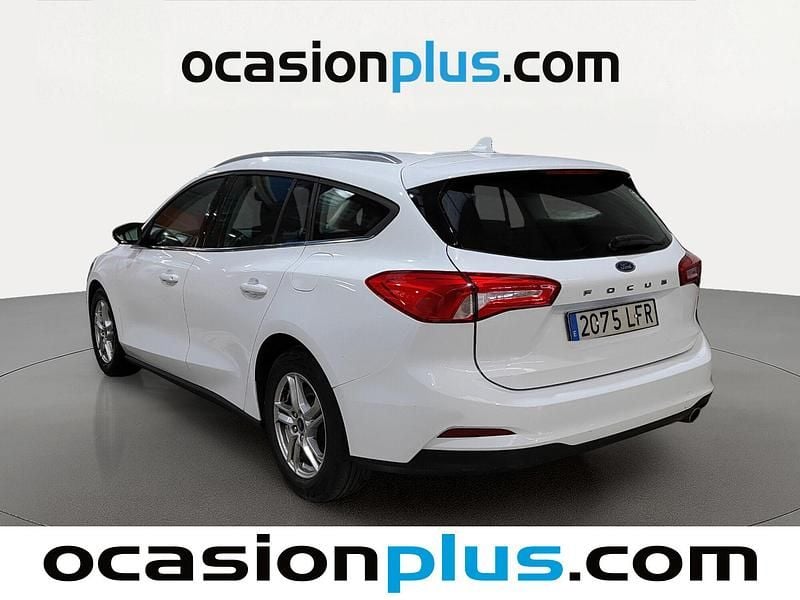 Usado Ford Focus Trend+ 120 CV (88 kW) 2020 Blanco Familiar