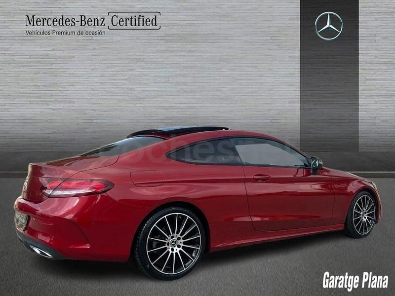 Usado Mercedes C220 194 CV (142 kW) 2021 Rojo Coupe