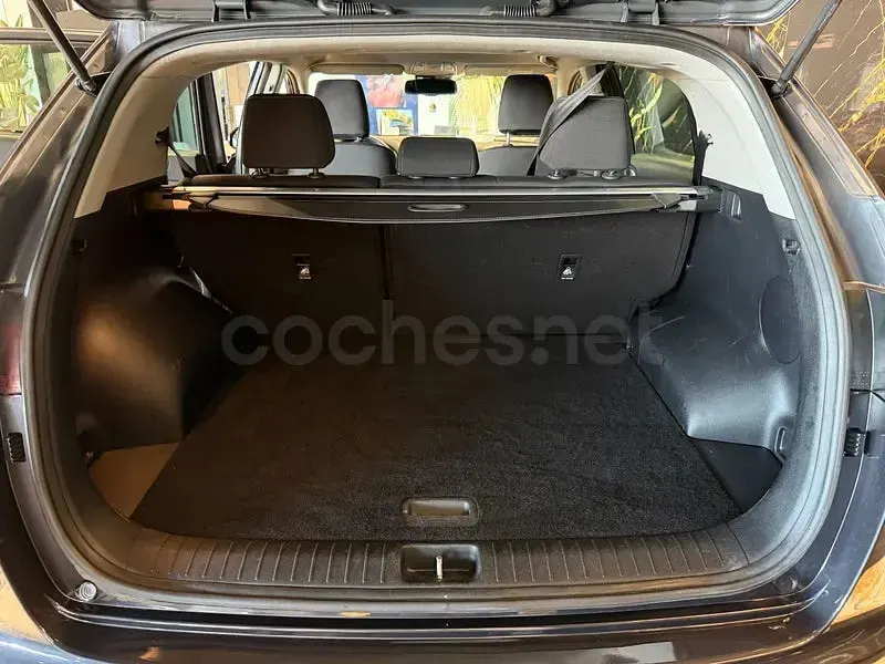 Usado Kia Sportage 135 CV (99 kW) 2016 Gris / plata SUV