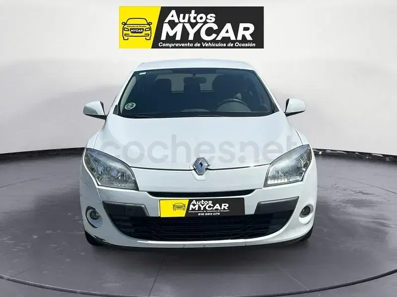 Usado Renault Mégane III Expression 90 CV (66 kW) 2012 Blanco Berlina