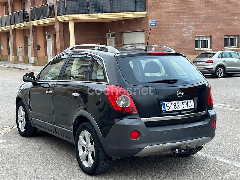 Usado Opel Antara Enjoy 150 CV (110 kW) 2007 Negro SUV