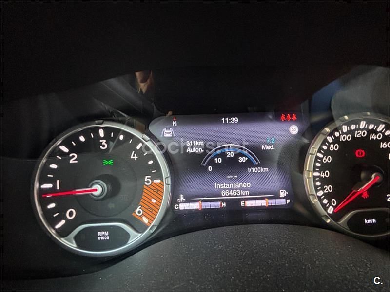 Usado Jeep Renegade Limited 120 CV (88 kW) 2019 Negro SUV