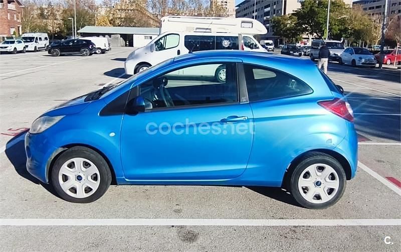 Usado Ford Ka 69 CV (50 kW) 2012 Azul Berlina