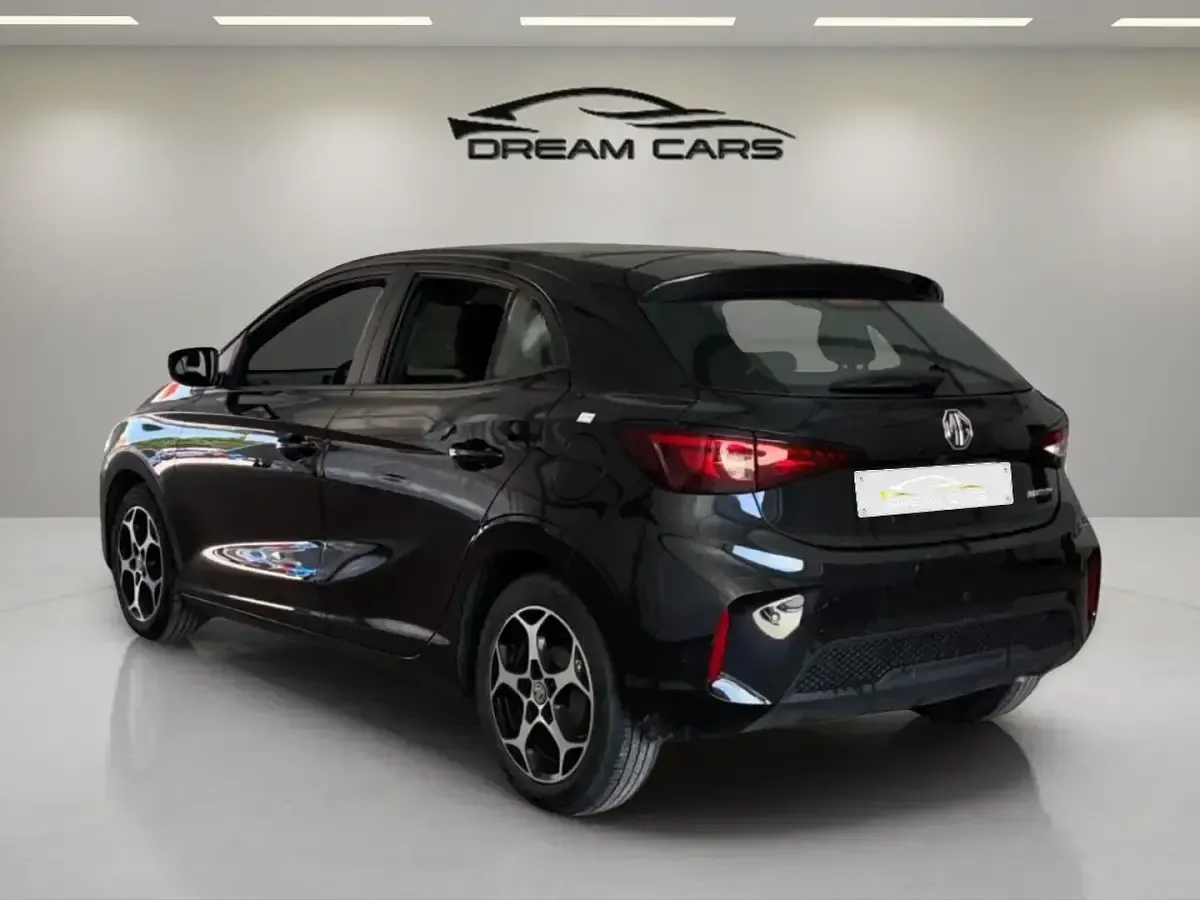 Usado MG MG3 Comfort 116 CV (85 kW) 2025 Negro Utilitario