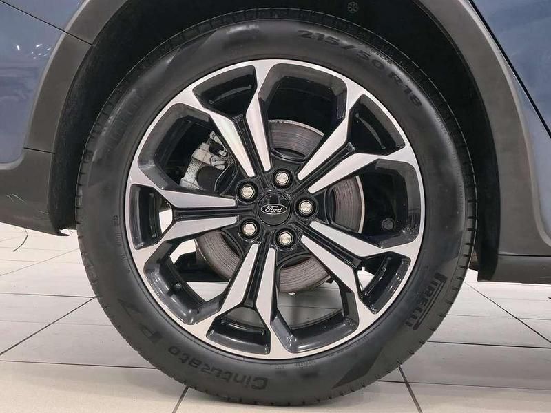 Begagnad Ford Focus Active 125 HK (91 kW) 2019 Blå Kombi