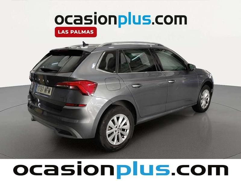 Usado Skoda Kamiq Ambition 110 CV (80 kW) 2023 Gris SUV