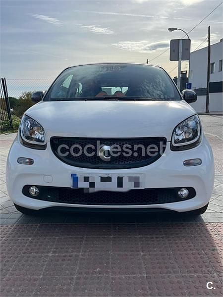 Usado Smart ForFour Passion 90 CV (66 kW) 2017 Blanco Utilitario