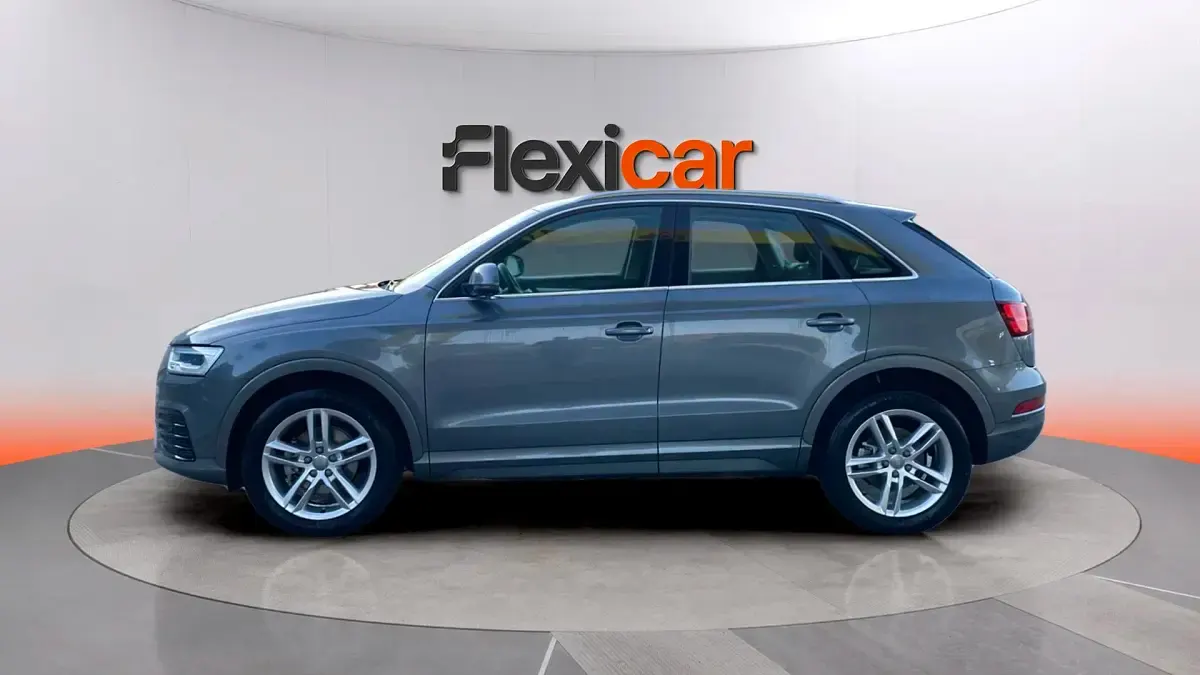 Usado Audi Q3 Premium 150 CV (110 kW) 2018 Gris SUV