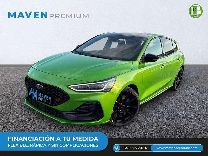 Verde Usado 2023 Ford Focus ST-Line X Utilitario | 35.900 € - Imagen 1/2