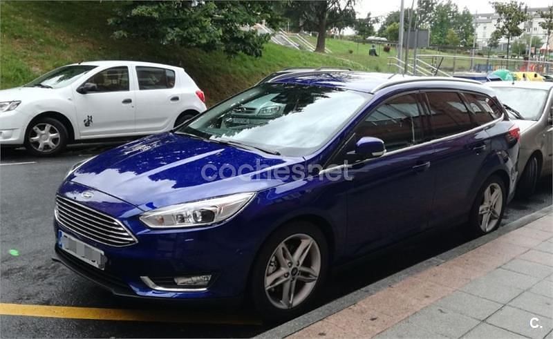 Azul Usado 2017 Ford Focus Titanium Familiar | 14.500 € (Precio justo) - Imagen 1/2