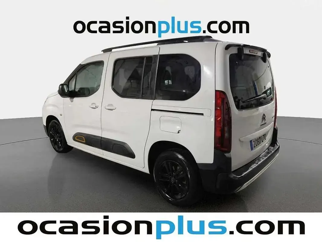 Usado Citroën Berlingo Rip Curl 131 CV (96 kW) 2021 Blanco Monovolumen
