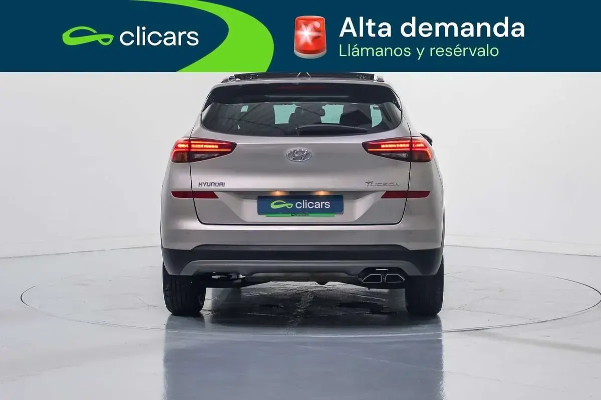 Usado Hyundai Tucson 177 CV (130 kW) 2019 Plateado SUV