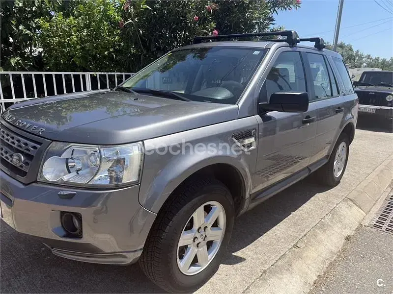 Usado Land Rover Freelander 2 S 150 CV (110 kW) 2011 Gris / plata SUV