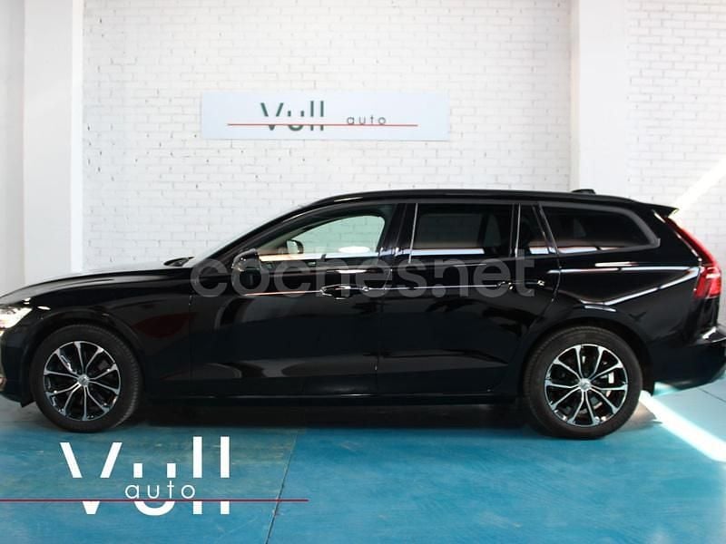 Usado Volvo V60 Core 197 CV (144 kW) 2022 Negro Familiar