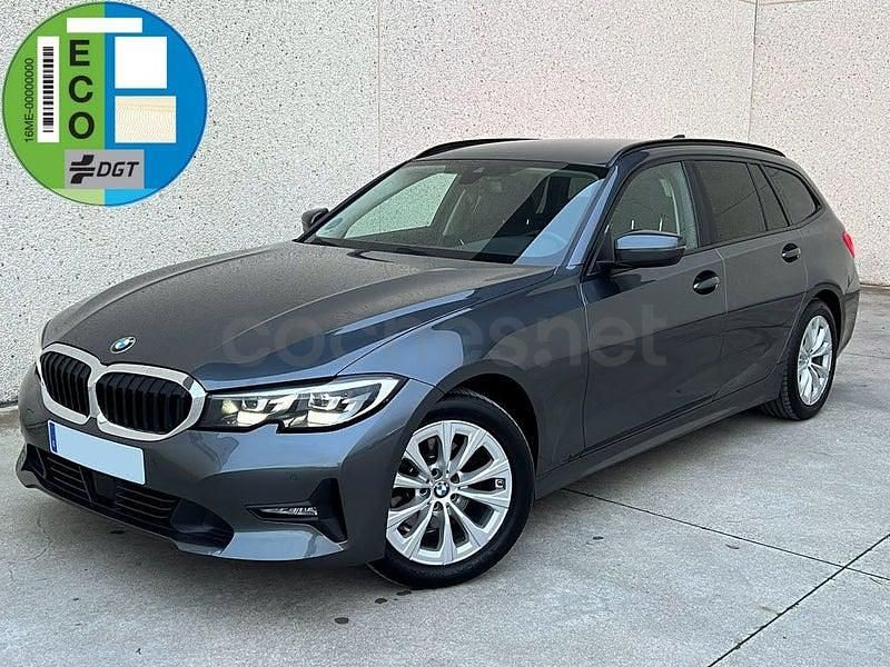 Usado BMW 320e 190 CV (139 kW) 2021 Gris / plata Familiar