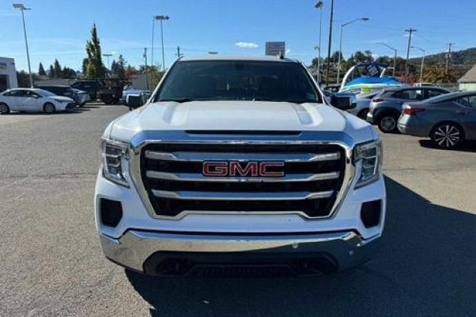 Usado GMC Sierra 355 CV (261 kW) 2023 Blanco Pickup/Camioneta