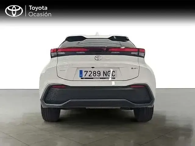 Usado Toyota C-HR Advance 140 CV (102 kW) 2025 Blanco SUV