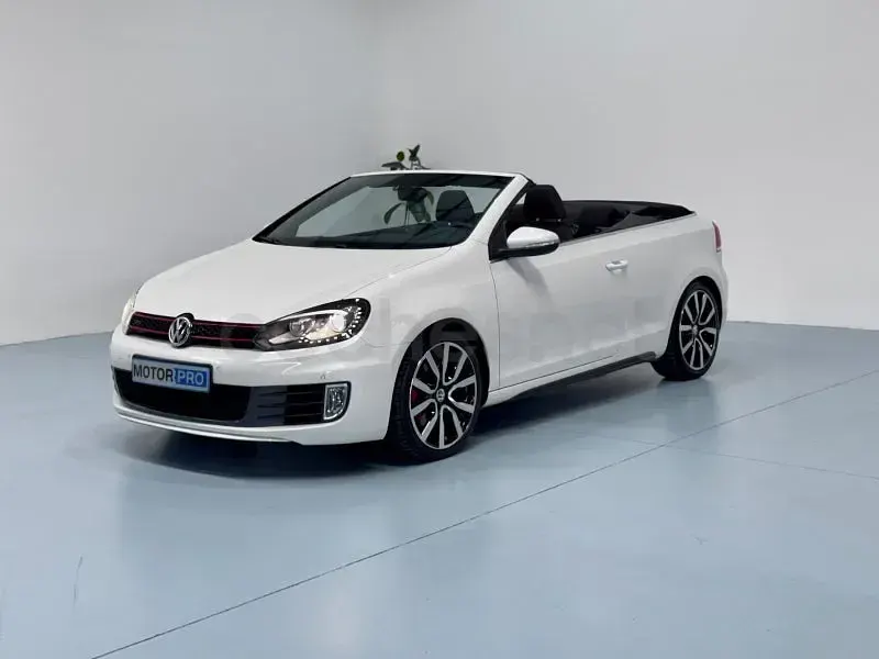 Usado VW Golf Cabriolet GTI 210 CV (154 kW) 2014 Blanco Descapotable