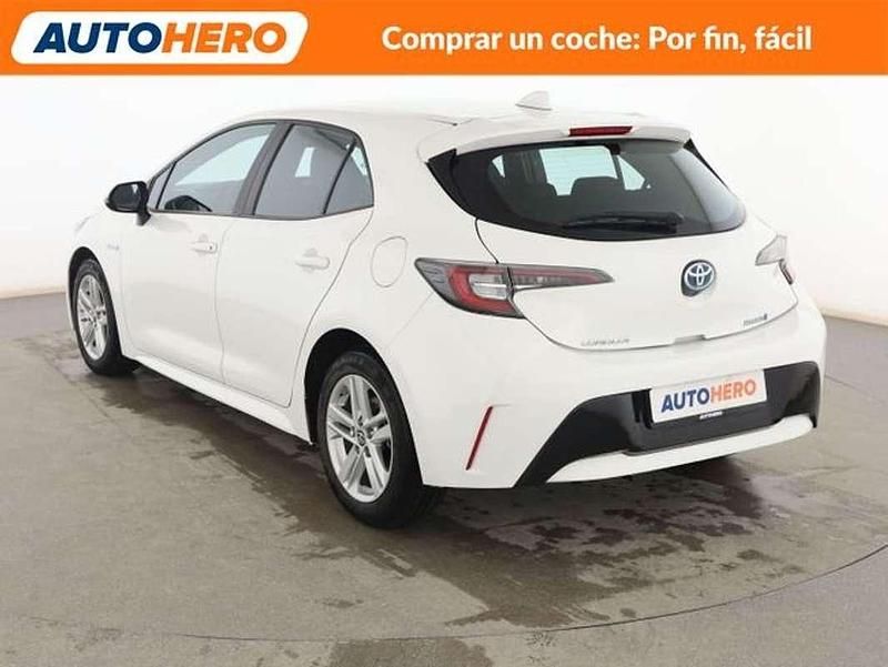 Usado Toyota Corolla Active 125 CV (91 kW) 2021 Blanco Berlina