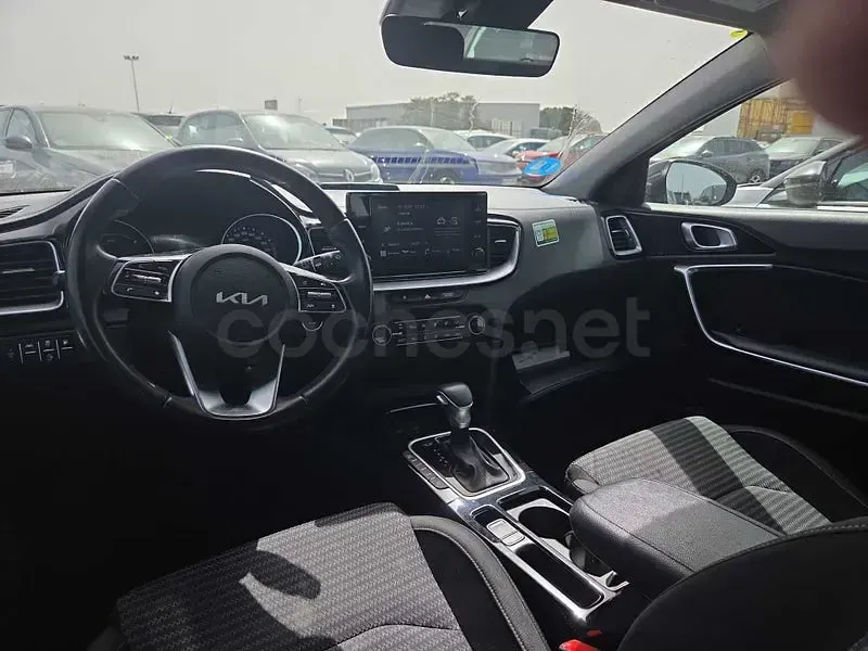 Usado Kia XCeed 141 CV (103 kW) 2023 Negro SUV