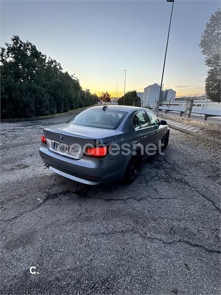 Usado BMW 330 204 CV (150 kW) 2006 Gris / plata Berlina
