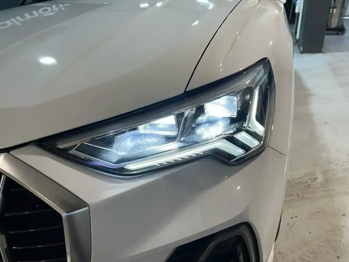 Usado Audi Q3 S-Line 190 CV (139 kW) 2019 Blanco SUV
