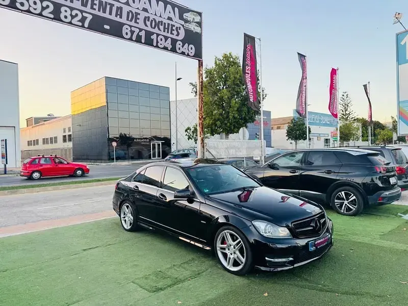 Usado Mercedes C350 Avantgarde 265 CV (194 kW) 2012 Negro Berlina