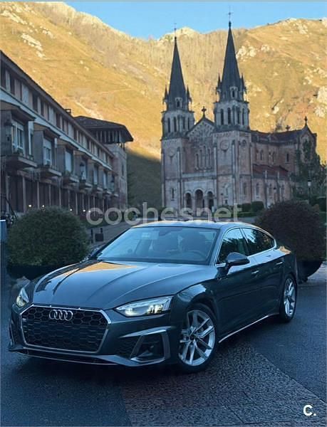 Usado Audi A5 204 CV (150 kW) 2023 Gris / plata Coupe