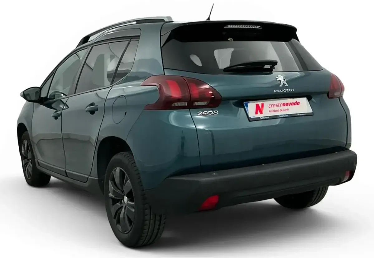 Usado Peugeot 2008 Style 131 CV (96 kW) 2019 Azul SUV