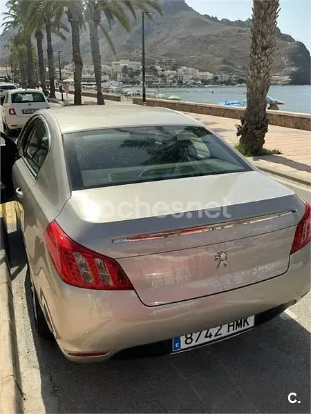 Usado Peugeot 508 Active 112 CV (82 kW) 2012 Beige Berlina
