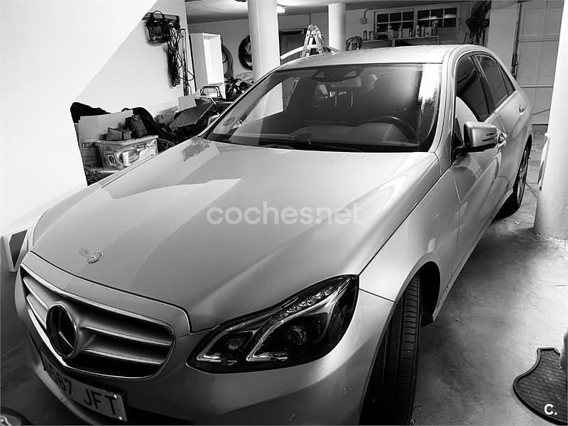 Usado Mercedes E220 Avantgarde 170 CV (125 kW) 2015 Gris / plata Berlina