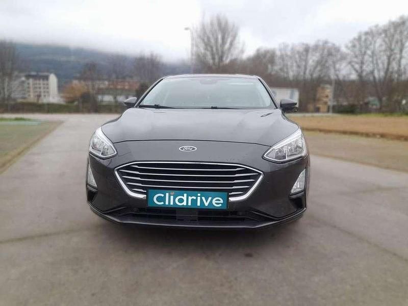 Usado Ford Focus Titanium 120 CV (88 kW) 2019 Beige Familiar