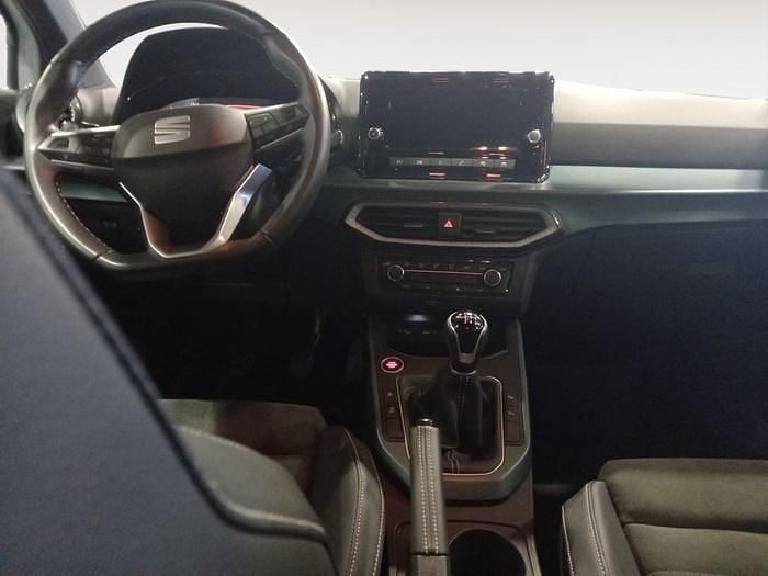 Usado Seat Arona Xperience 115 CV (84 kW) 2025 Blanco SUV