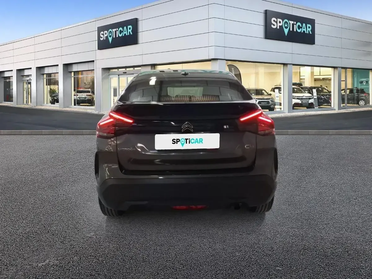 Usado Citroën C4 Live 110 CV (80 kW) 2022 Gris Berlina