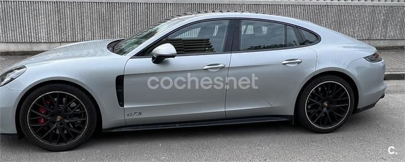 Usado Porsche Panamera GTS 460 CV (338 kW) 2019 Gris / plata Berlina