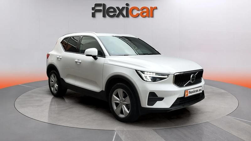 Usado Volvo XC40 Core 163 CV (119 kW) 2024 Blanco SUV