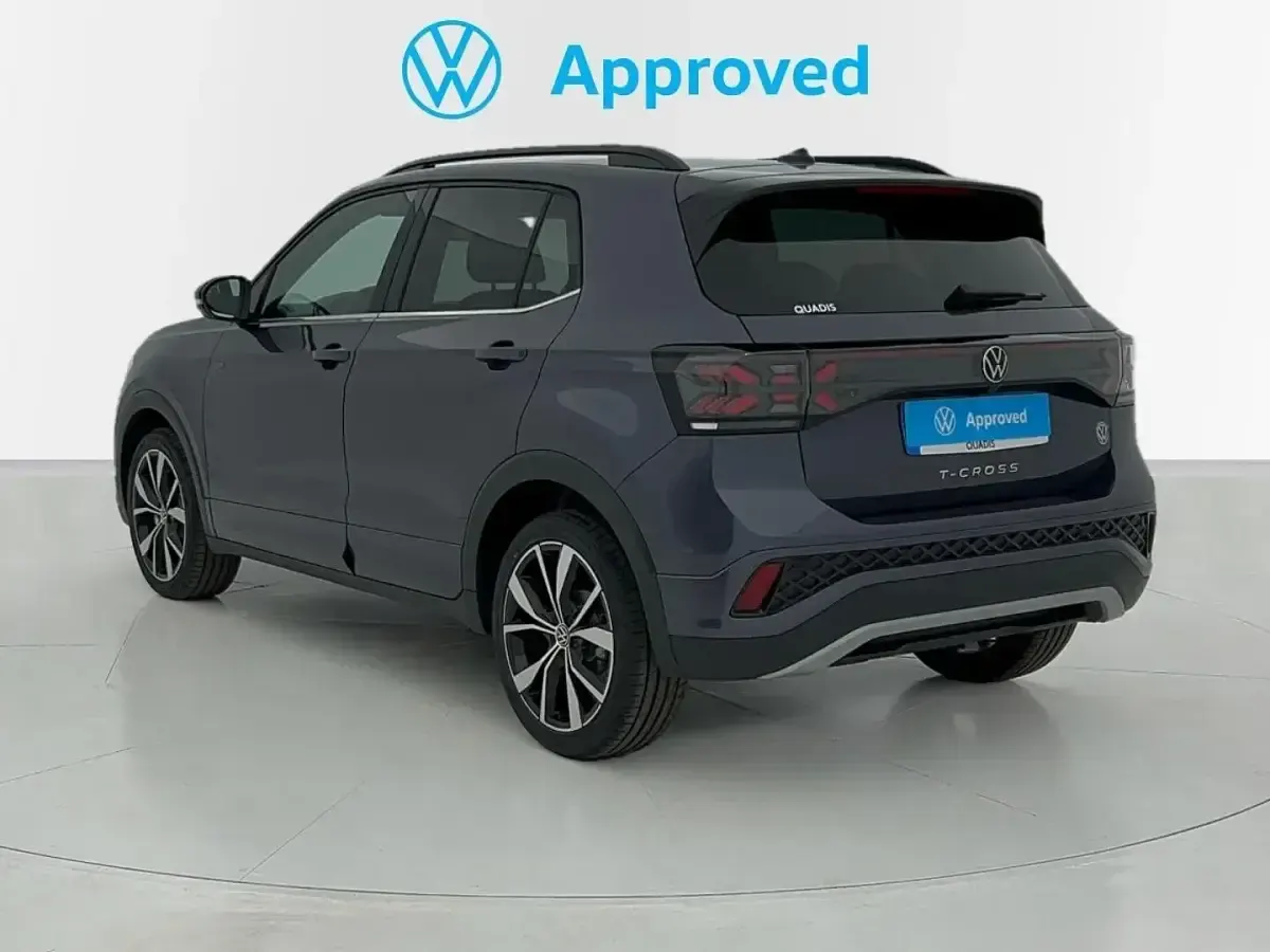 Usado VW T-Cross R-line 115 CV (84 kW) 2025 Gris SUV