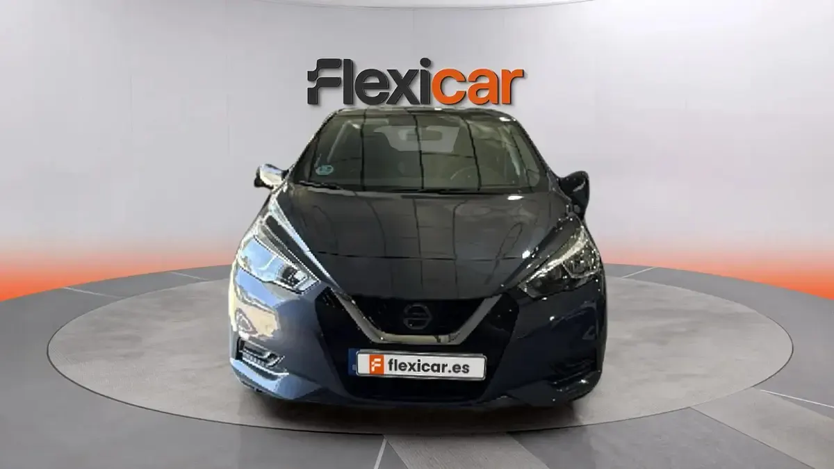 Usado Nissan Micra Acenta 101 CV (74 kW) 2020 Gris Utilitario