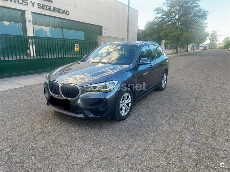 Usado BMW X1 220 CV (161 kW) 2020 Gris / plata SUV