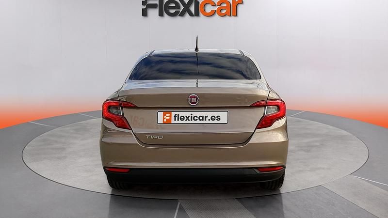 Usado Fiat Tipo Easy Plus 95 CV (69 kW) 2018 Beige Berlina