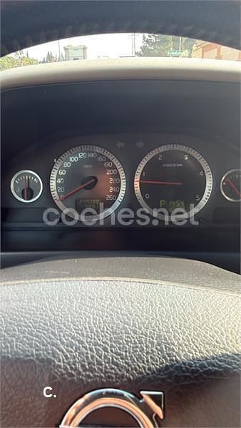 Verde Usado 2006 Volvo XC70 Summum Familiar | 5200 € - Imagen 1/4