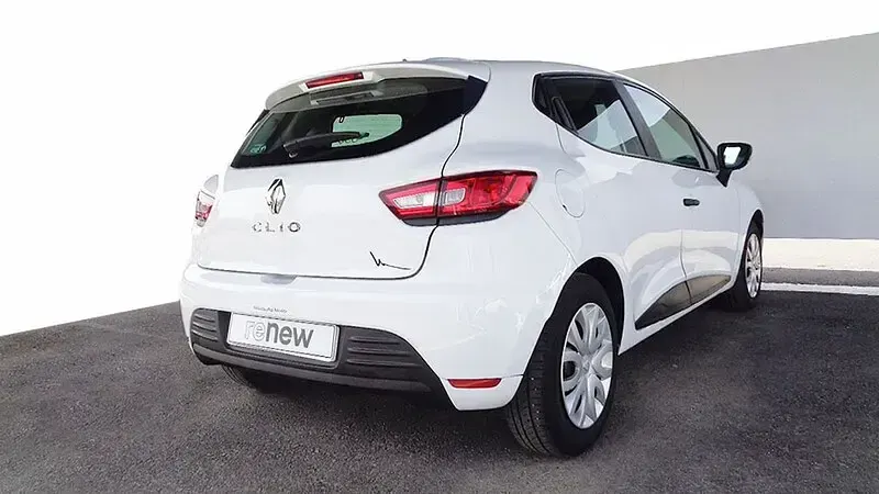 Usado Renault Clio IV Business 90 CV (66 kW) 2019 Blanco Berlina