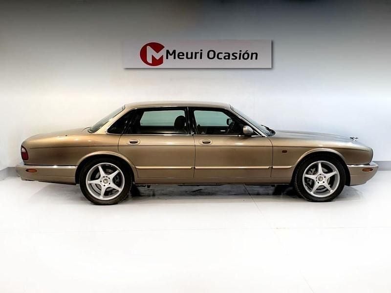 Usado Jaguar XJ8 Executive 290 CV (213 kW) 1998 Otro Berlina